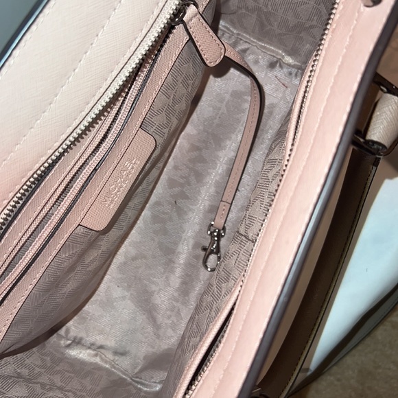 SOLD - Michael Kors 2 tone handbag (Pink & Taupe) - Picture 4 of 7